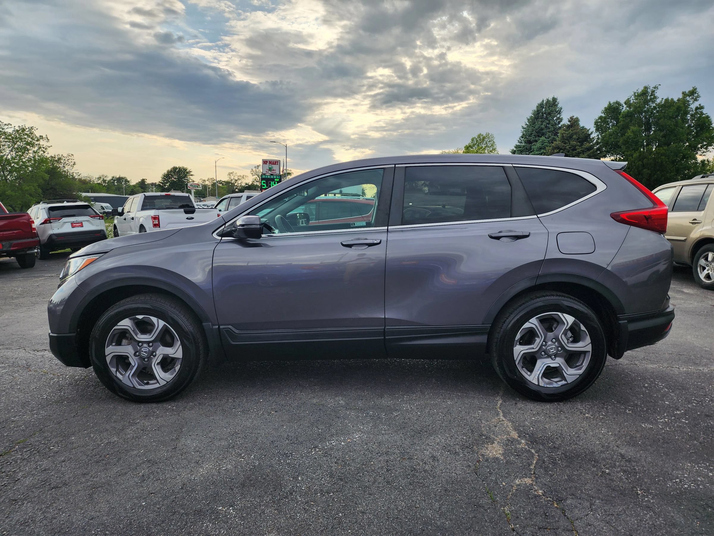 Used 2019 Honda CR-V EX image 4