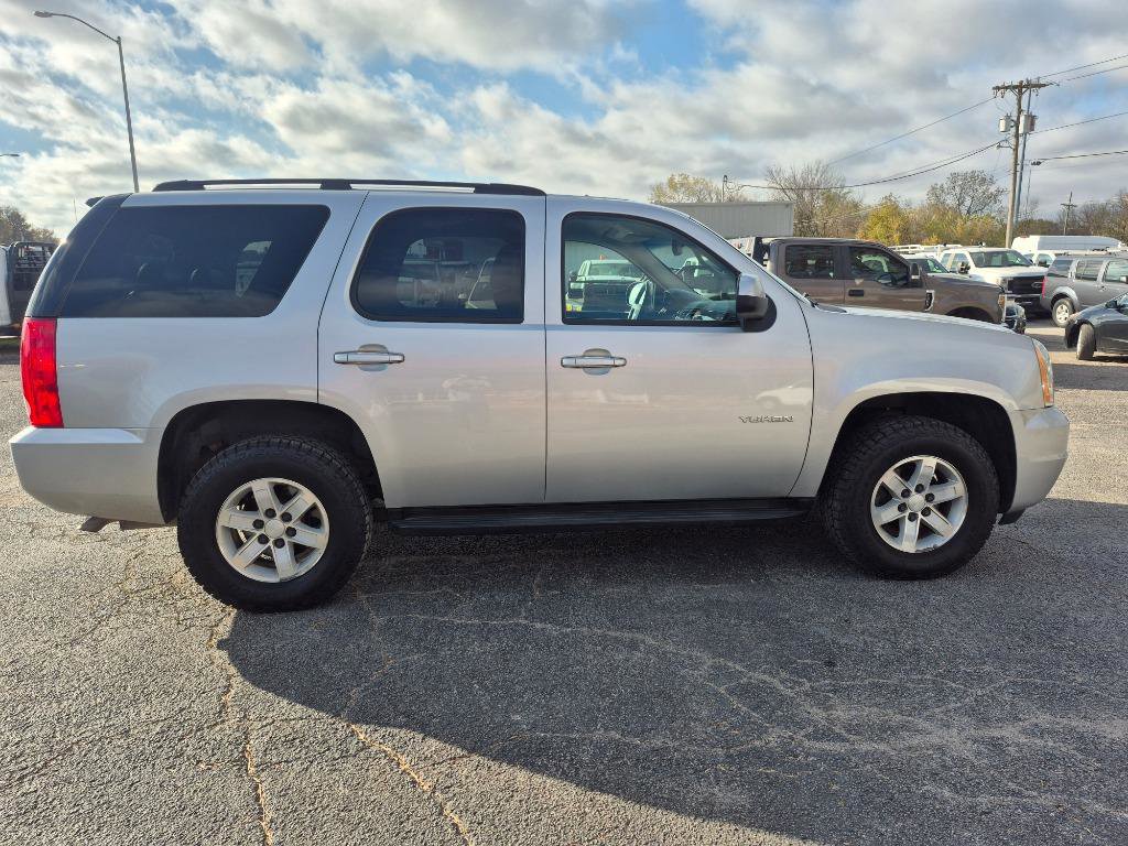 Used 2010 GMC Yukon SLE w/ Convenience Package image 7