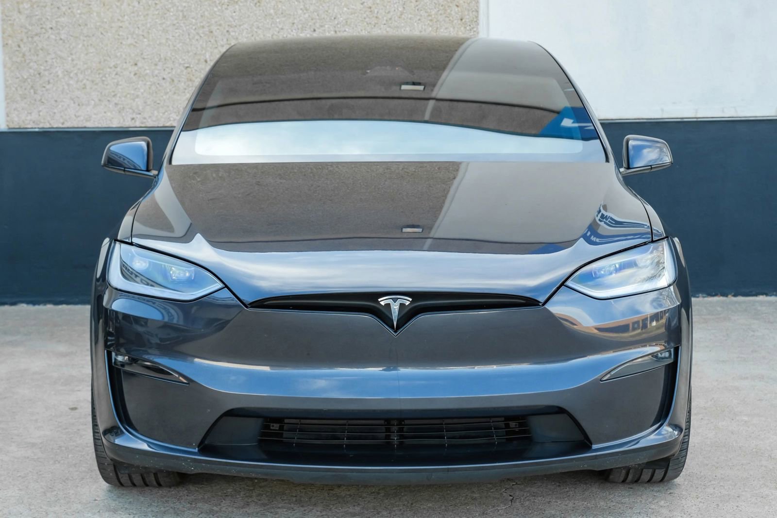 Used 2023 Tesla Model X Plaid image 5