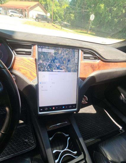 Used 2017 Tesla Model S 100D AWD/4WD image 10