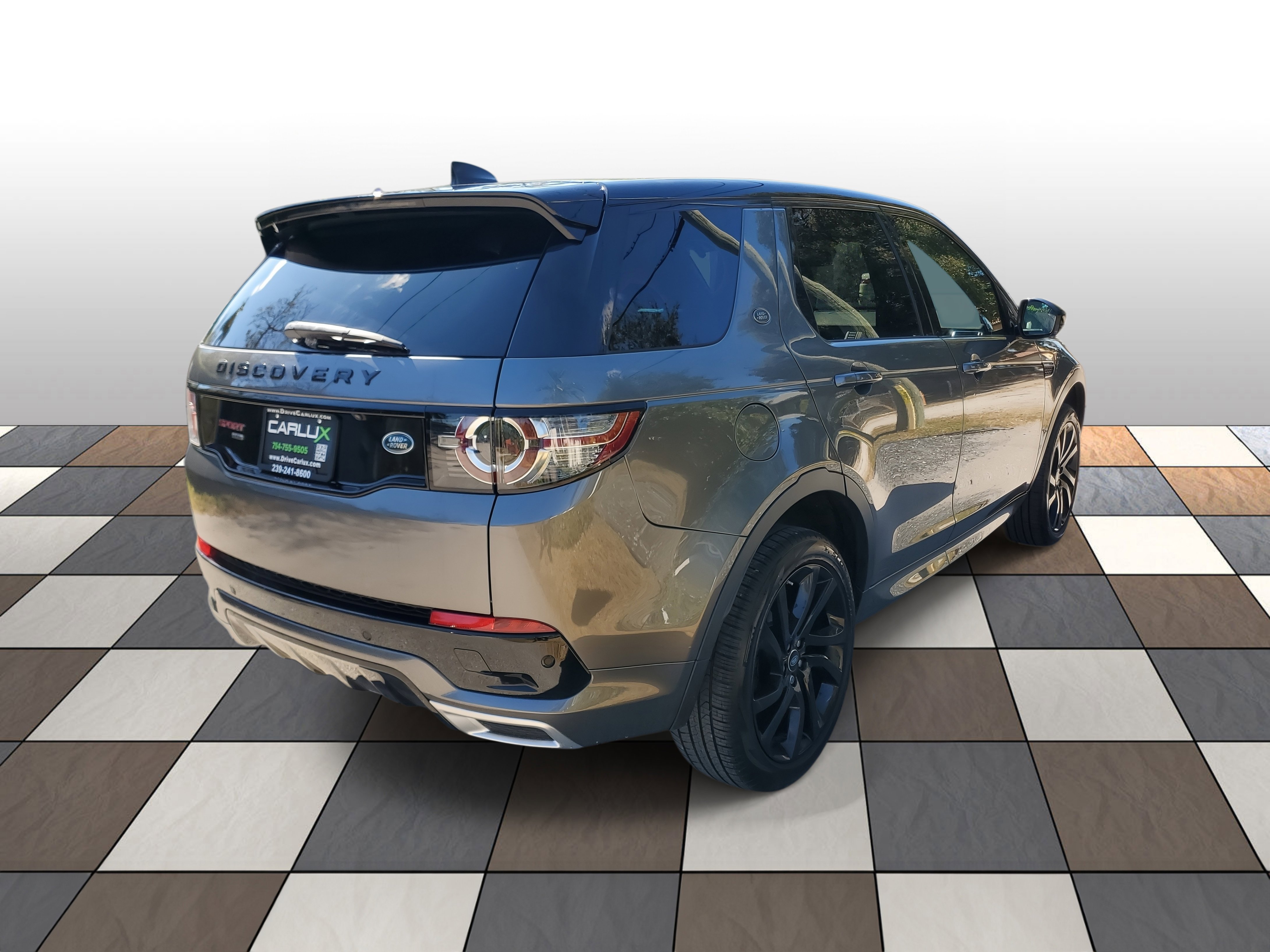Used 2019 Land Rover Discovery Sport HSE image 4