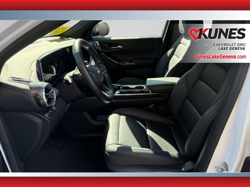 Used 2025 Chevrolet Equinox LT w/ Convenience Package II FWD image 19