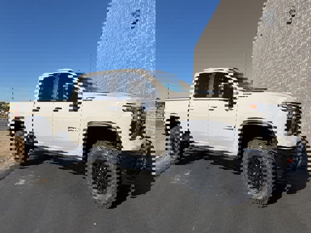 New 2026 Chevrolet Silverado 2500 ZR2 w/ LPO, Dark Essentials Package video 1