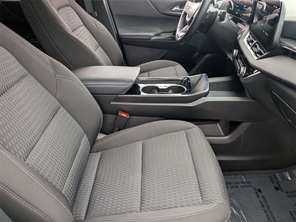 Used 2025 Chevrolet Equinox LT image 33