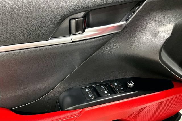 Used 2020 Toyota Camry XSE FWD image 42