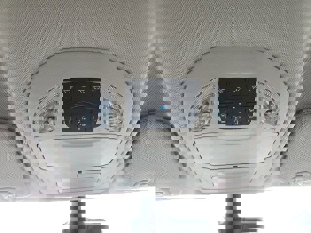 Used 2024 Chrysler Voyager LX image 36