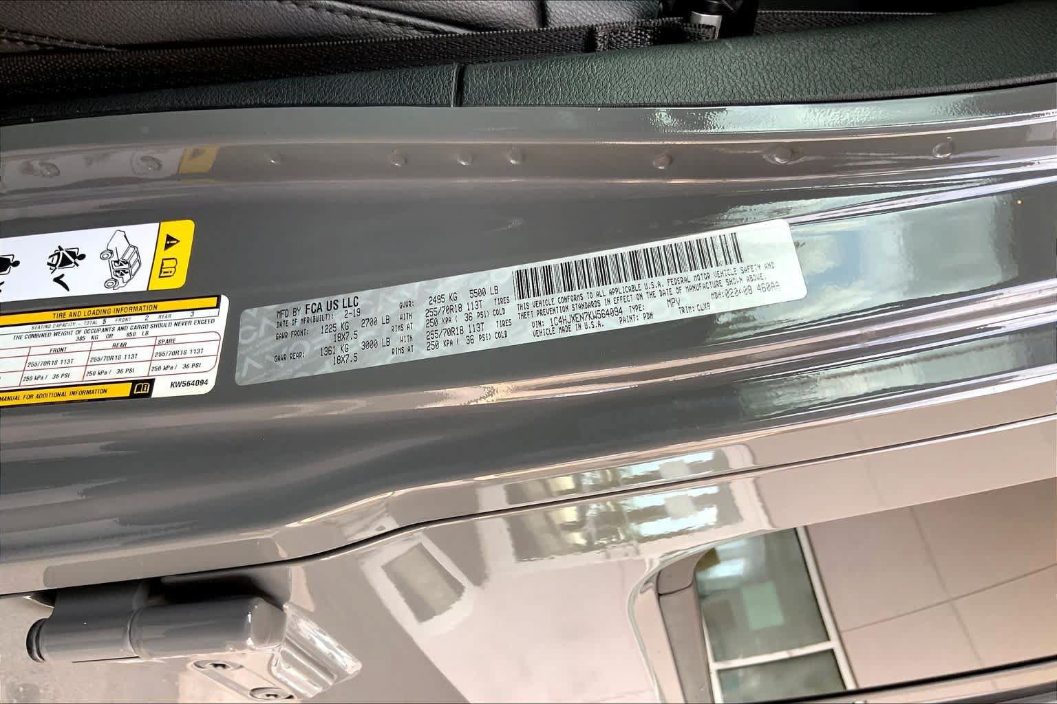 Used 2019 Jeep Wrangler Unlimited Sahara AWD/4WD image 34