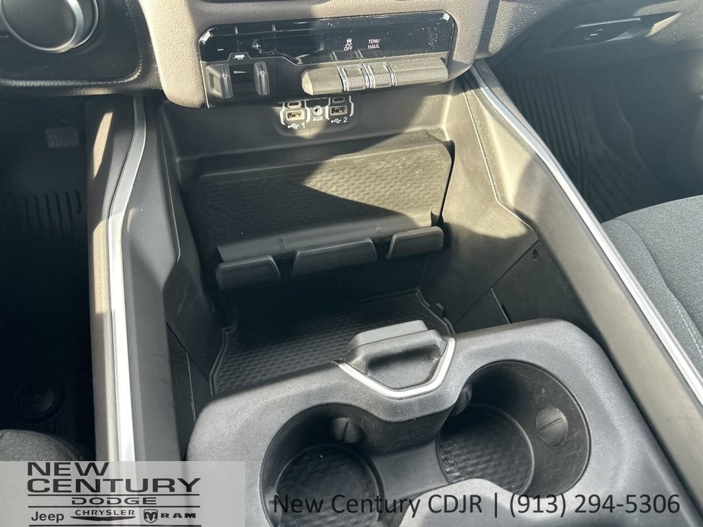 Used 2023 RAM 1500 Big Horn AWD/4WD image 35