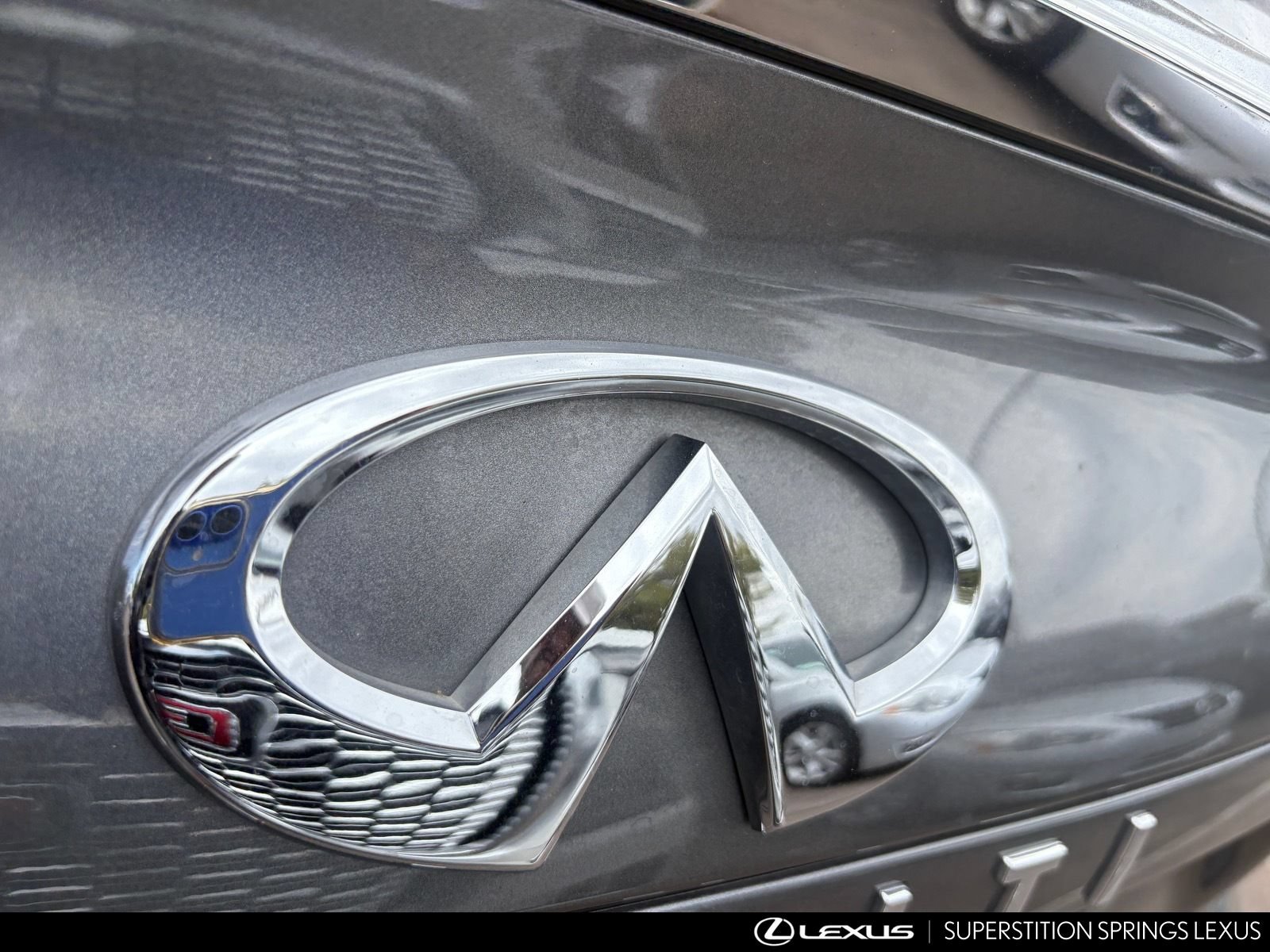 Used 2021 INFINITI QX50 Luxe w/ Appearance Package FWD image 10
