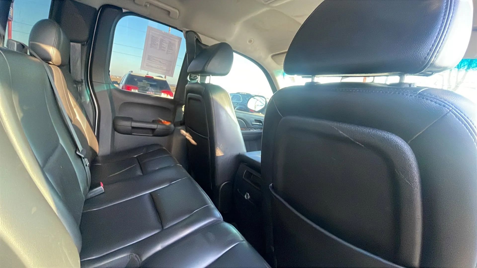 Used 2007 Chevrolet Silverado 1500 LTZ w/ Safety Package AWD/4WD image 26