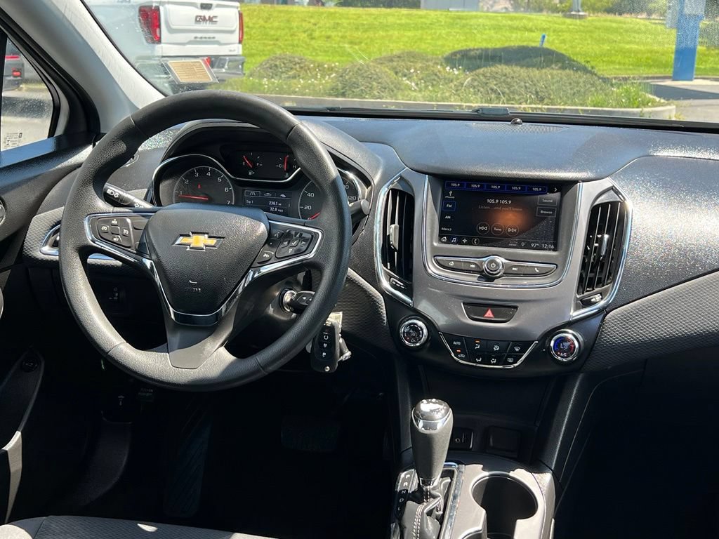 Certified 2019 Chevrolet Cruze LT FWD image 22