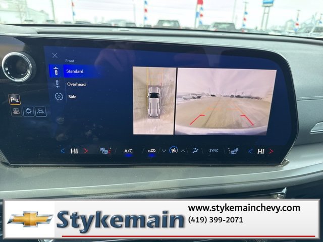 Used 2024 Chevrolet Traverse LT image 38