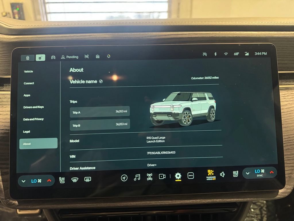 Used 2024 Rivian R1S Launch Edition AWD/4WD image 18