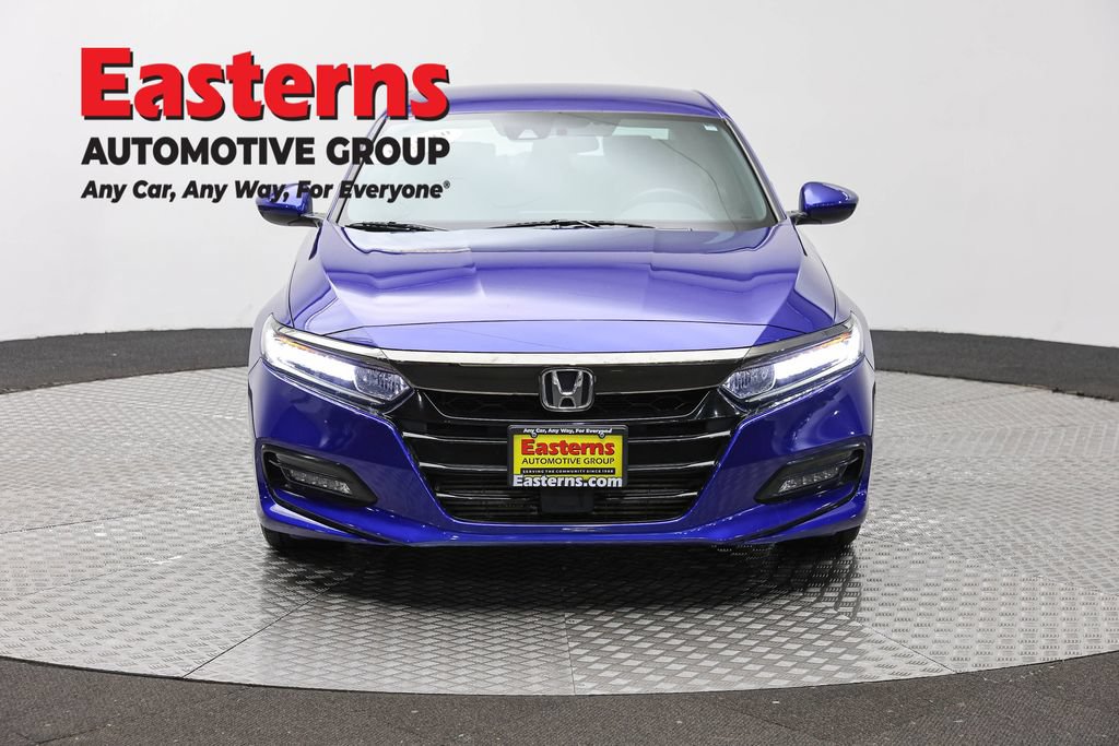 Used 2019 Honda Accord Sport image 2