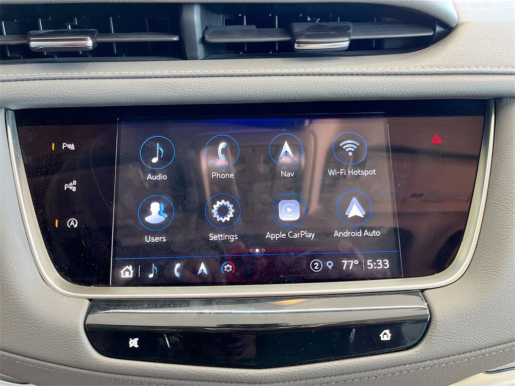 Used 2025 Cadillac XT5 Premium Luxury w/ LPO, ONYX Package image 15