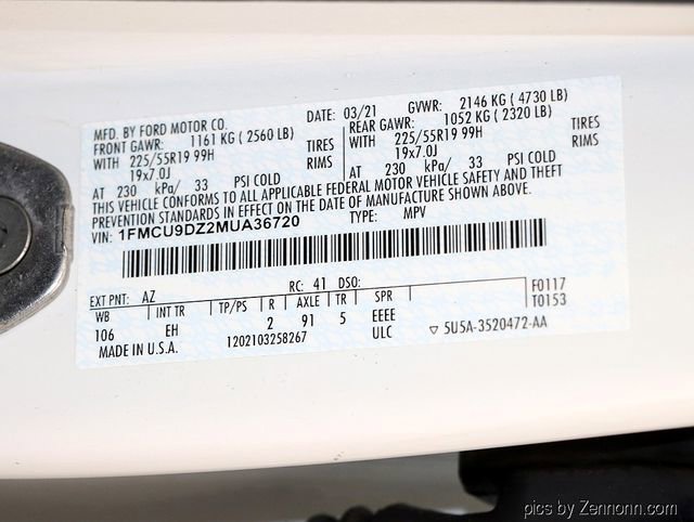 Certified 2021 Ford Escape Titanium image 31