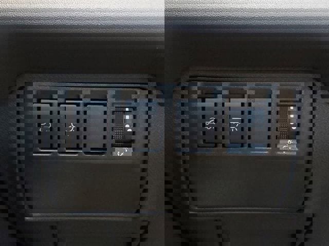 Certified 2025 Subaru Ascent Bronze Edition w/ Onyx Package image 35