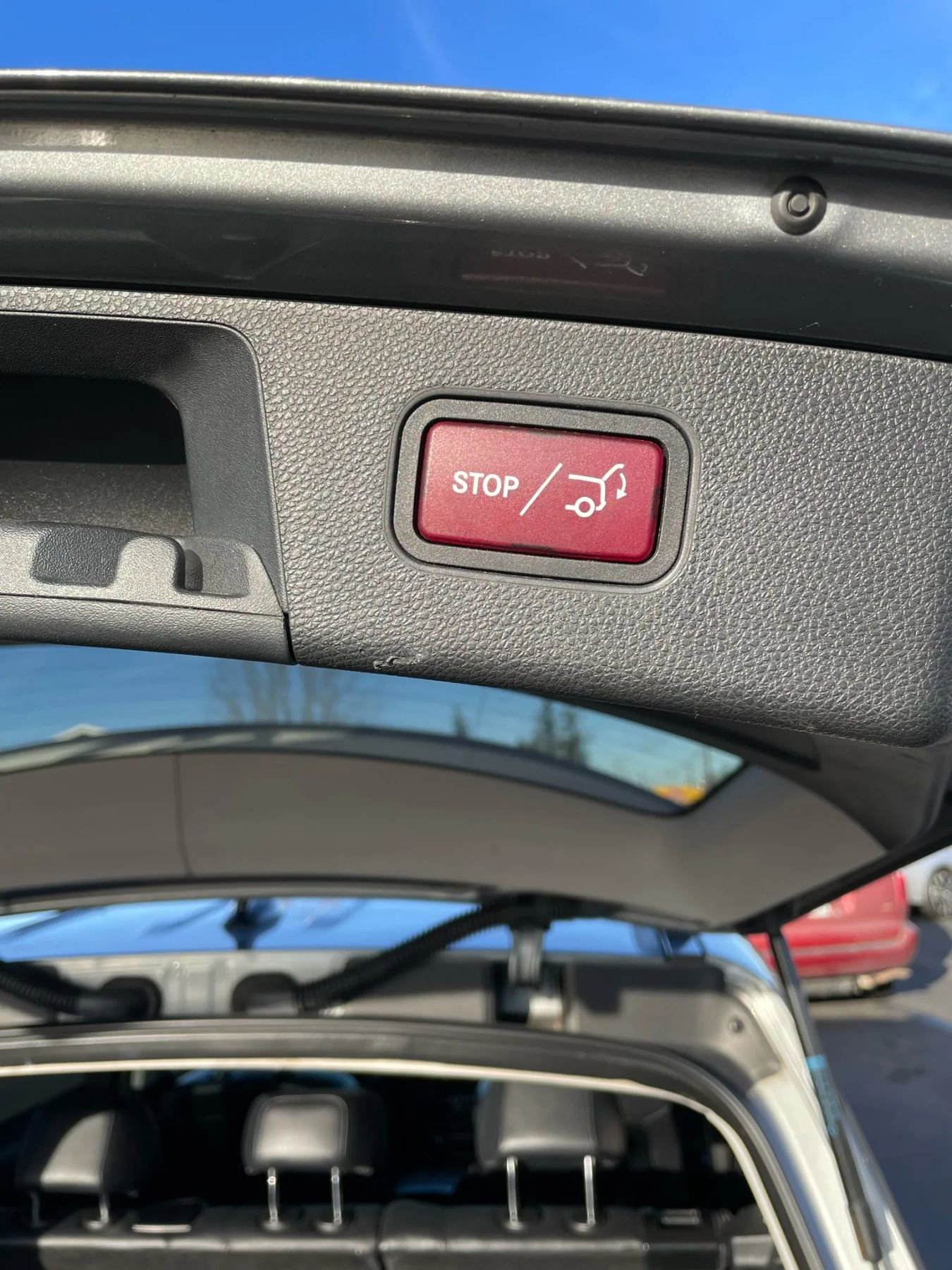 Used 2014 Mercedes-Benz GLK 350 4MATIC image 34