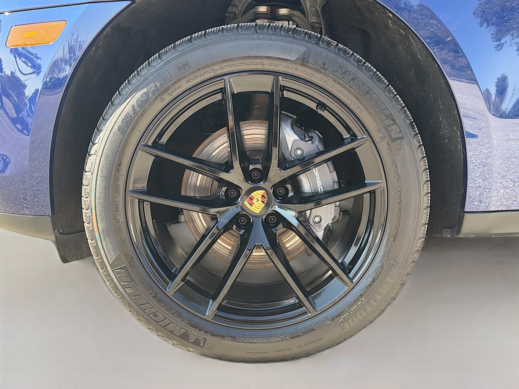 Used 2024 Porsche Macan image 42