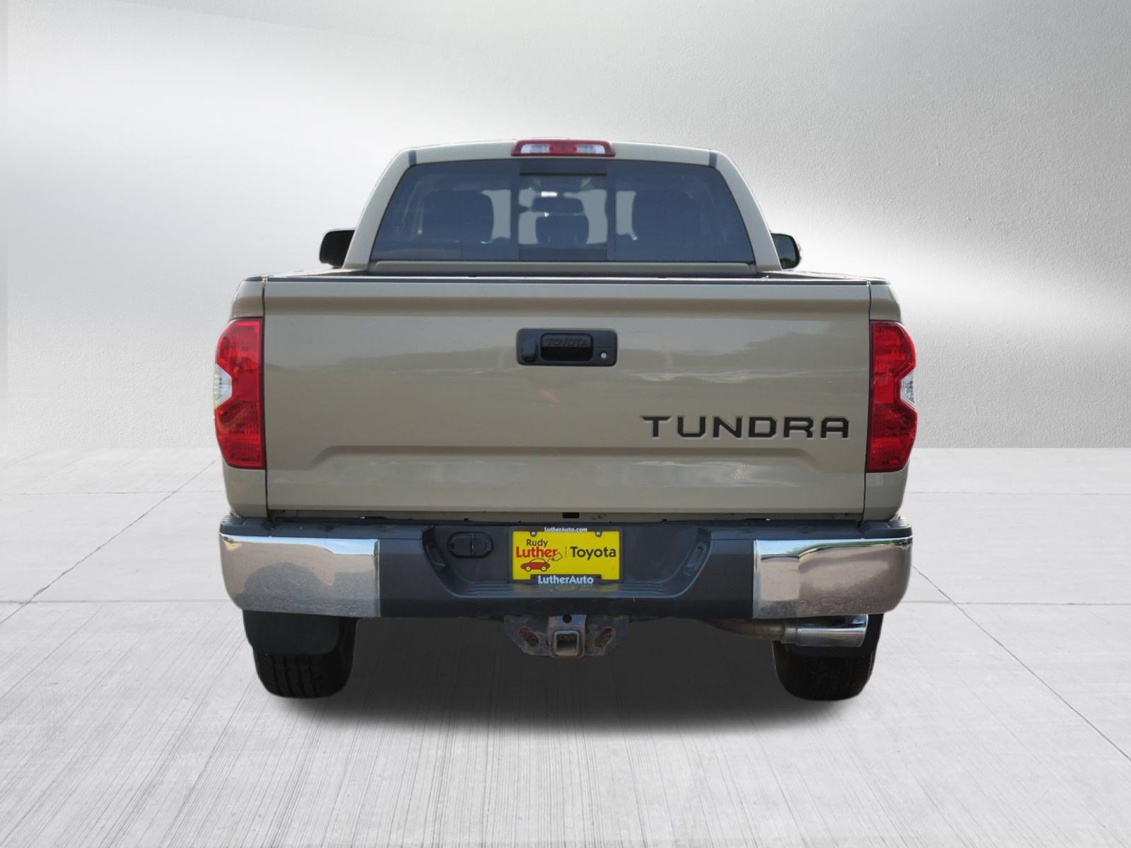 Used 2017 Toyota Tundra SR5 w/ TRD Off Road Package AWD/4WD image 6