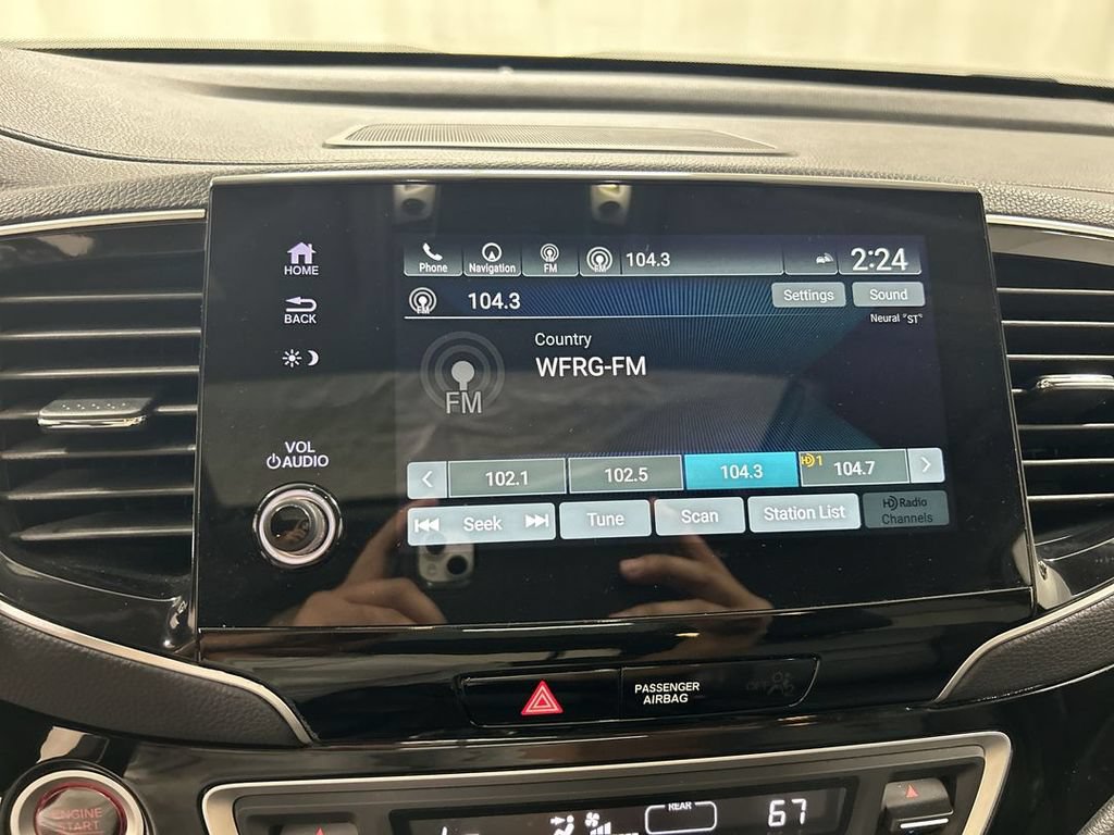 Used 2022 Honda Pilot Elite image 14