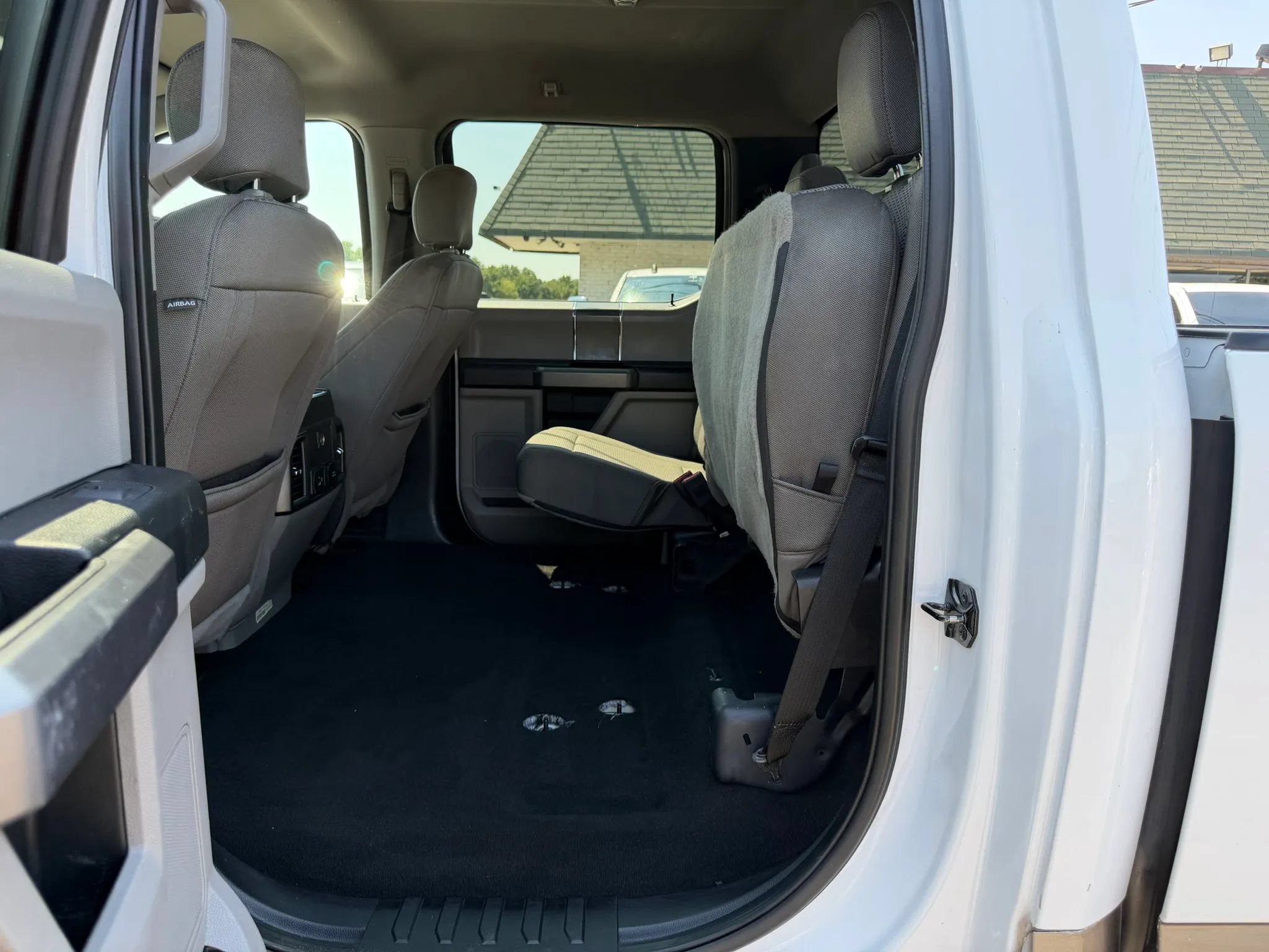 Used 2020 Ford F250 XLT w/ XLT Premium Package AWD/4WD image 17