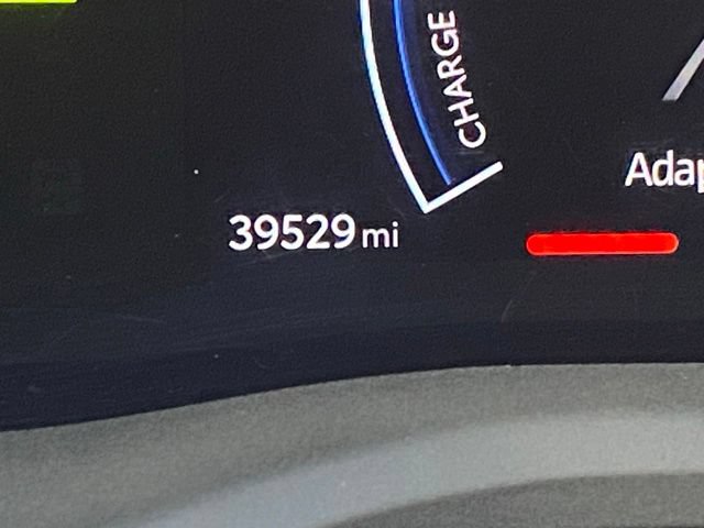 Used 2025 Toyota Camry SE FWD image 25
