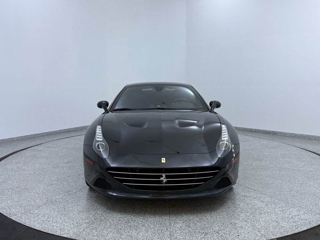 Used 2017 Ferrari California T image 6