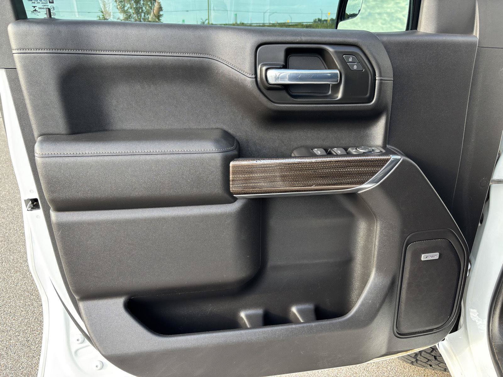 Used 2020 Chevrolet Silverado 1500 LT Trail Boss AWD/4WD image 12