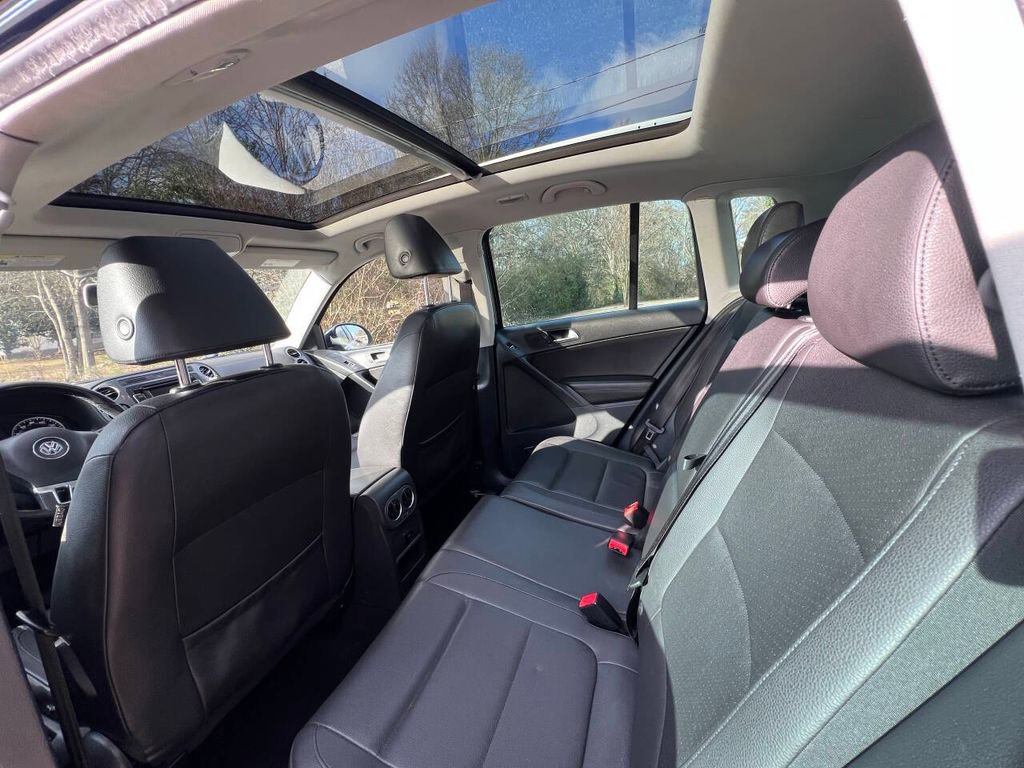 Used 2014 Volkswagen Tiguan SEL image 9