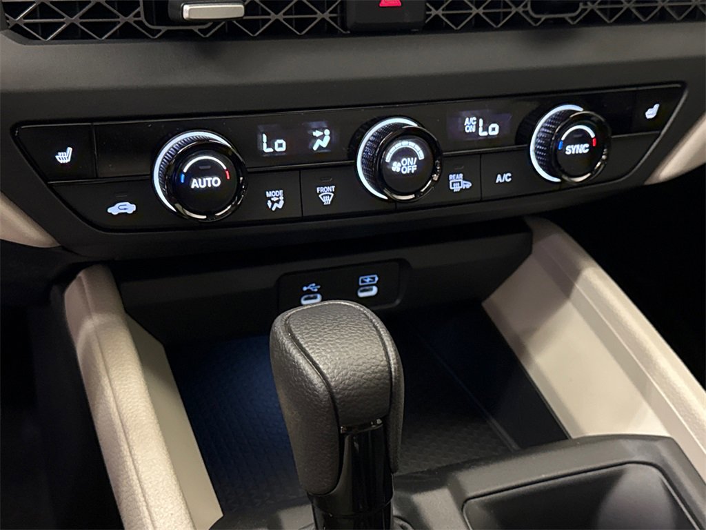 New 2025 Honda Accord SE image 18