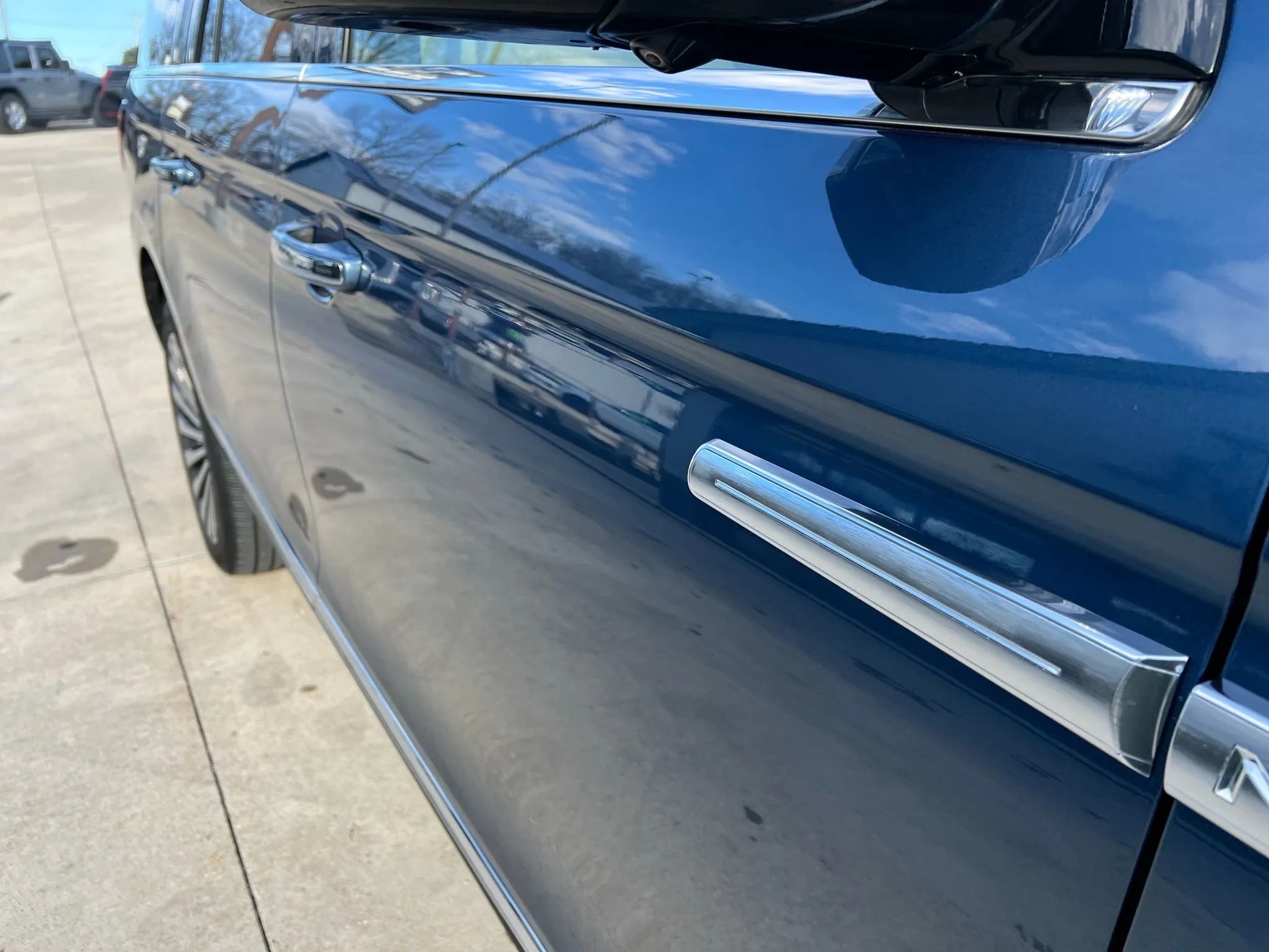 Used 2019 Lincoln Navigator L Reserve w/ Cargo Package image 65