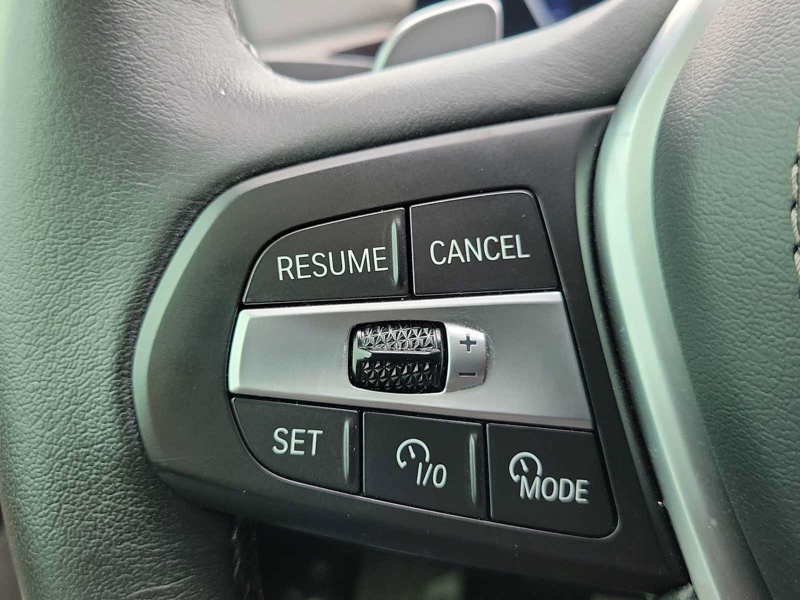 Used 2025 BMW X5 sDrive40i w/ Premium Package RWD image 23