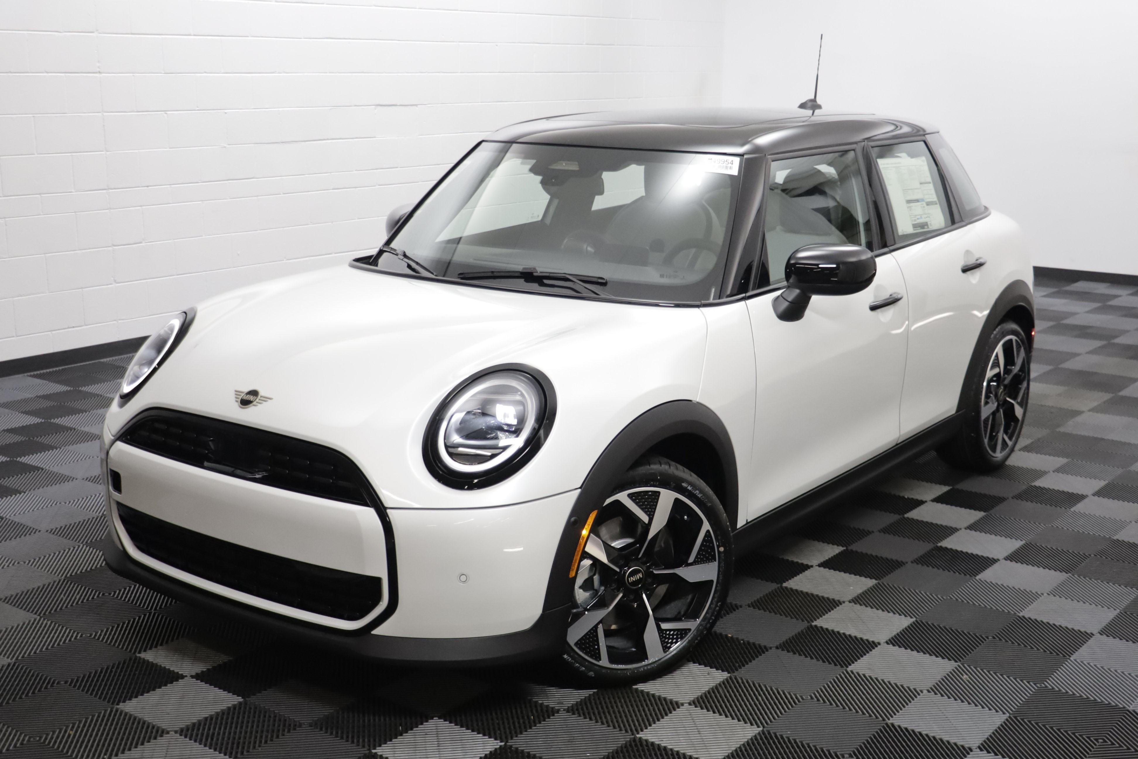 New 2027 MINI Cooper 4-Door Hardtop FWD image 2