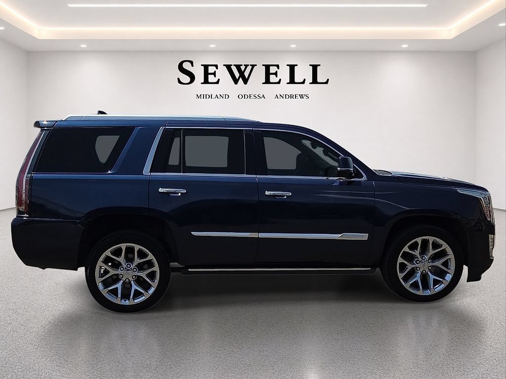 Used 2020 Cadillac Escalade Premium Luxury AWD/4WD image 5