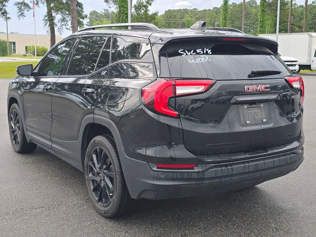 Used 2024 GMC Terrain SLT w/ Infotainment Package II AWD/4WD image 5
