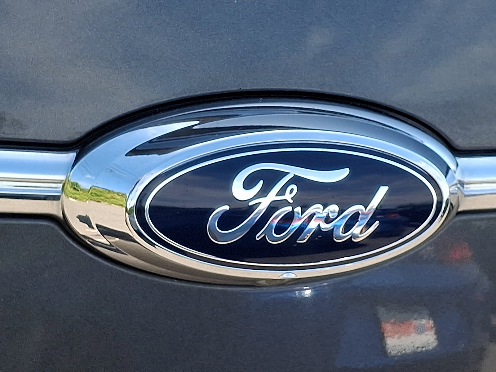 Used 2016 Ford Taurus SEL w/ Equipment Group 201A FWD image 28