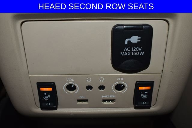 Used 2017 Nissan Pathfinder Platinum w/ Family Entertainment Package image 7