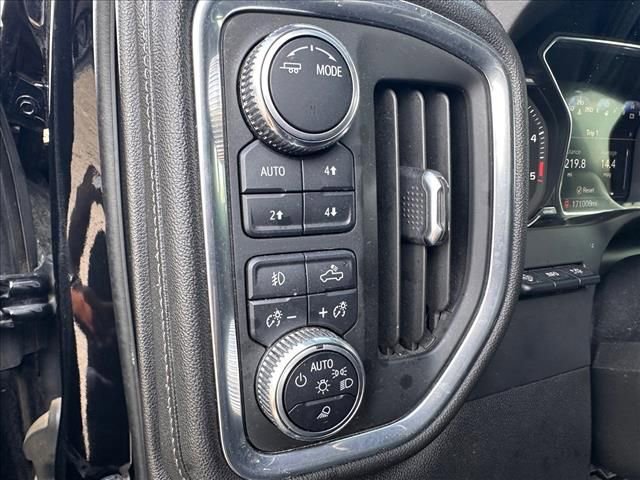 Used 2021 GMC Sierra 2500 Denali w/ Denali Black Diamond Edition image 25