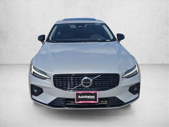 Used 2024 Volvo S60 B5 Plus FWD video 2