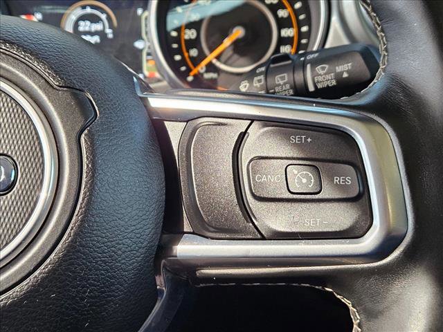 Used 2020 Jeep Wrangler Unlimited Sahara image 11