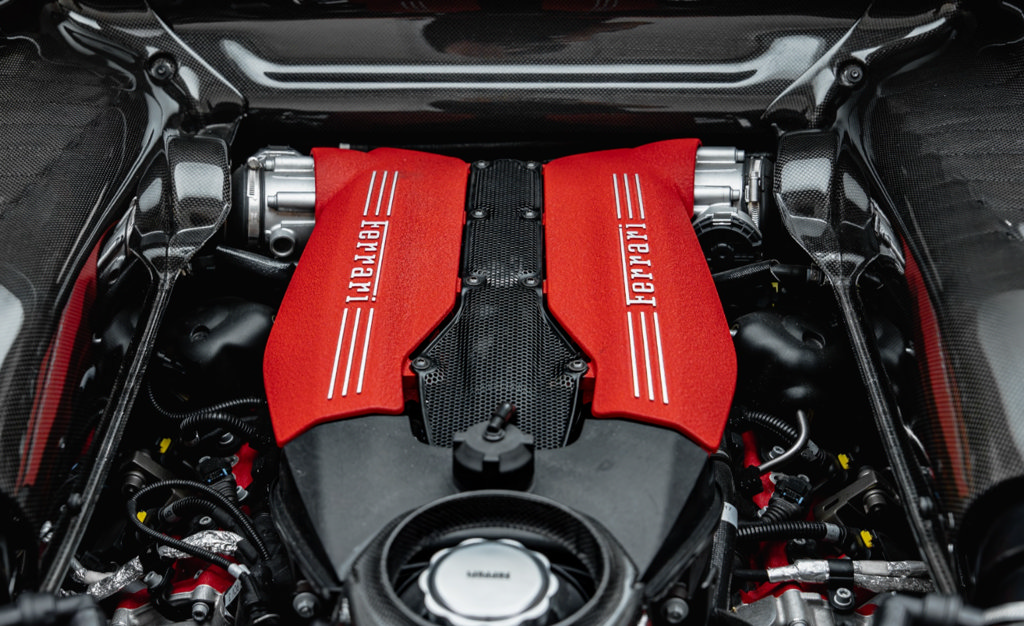 Used 2018 Ferrari 488 GTB RWD image 32
