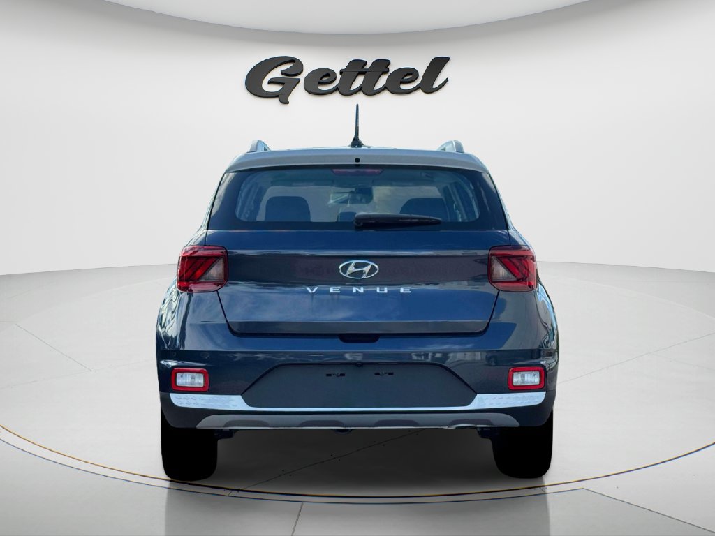 New 2026 Hyundai Venue SEL FWD image 9