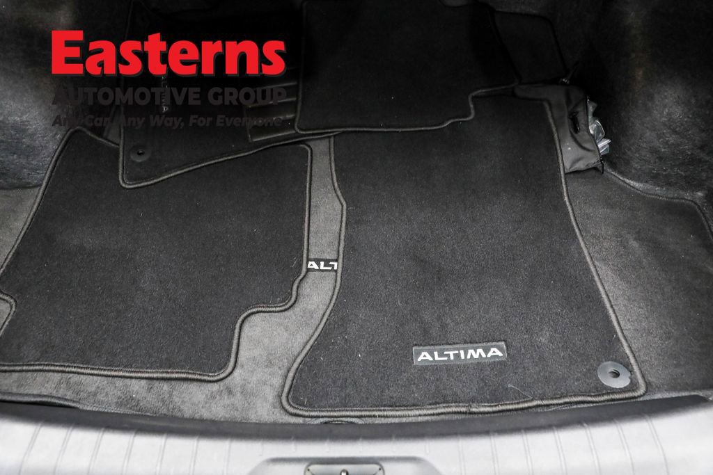 Used 2024 Nissan Altima 2.5 SV w/ SV Premium Package image 9