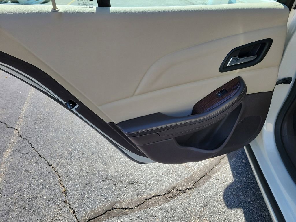 Used 2013 Chevrolet Malibu LT FWD image 18