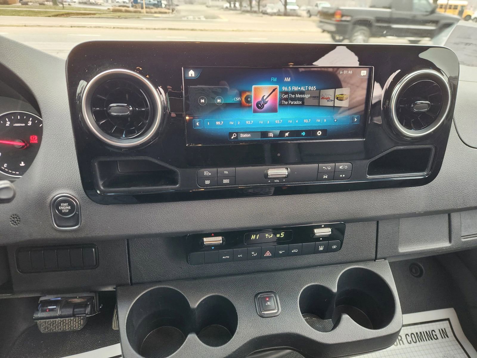 Used 2023 Mercedes-Benz Sprinter 2500 image 8