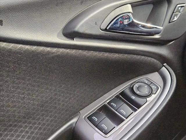 Used 2025 Chevrolet Malibu LT image 17