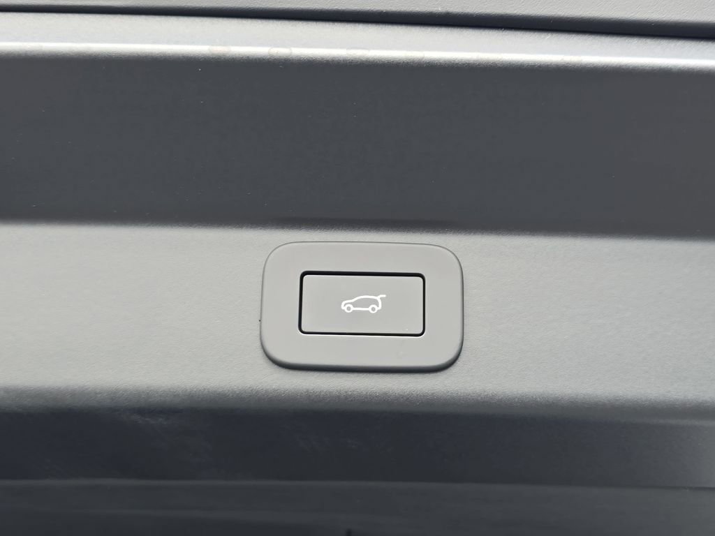 New 2026 Land Rover Range Rover Sport Dynamic SE AWD/4WD image 13