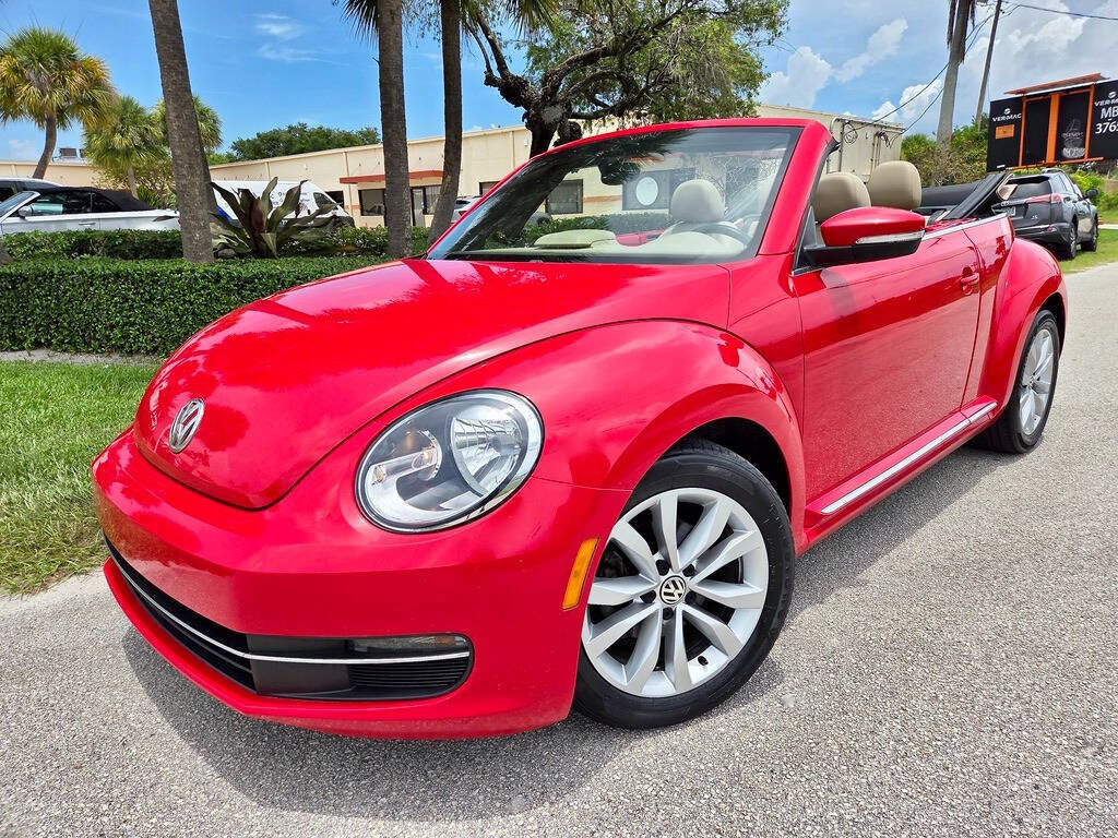 Used 2013 Volkswagen Beetle TDI FWD image 1