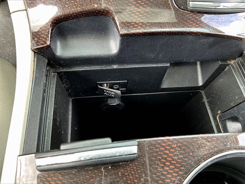 Used 2010 Toyota Venza image 29